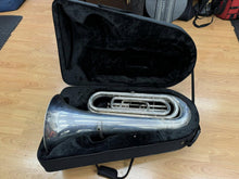 Load image into Gallery viewer, Eastman Cabb260 3/4 Tuba Case