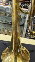 Load image into Gallery viewer, BUESCHER SUPER 400 CORNET - USED