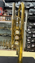 Load image into Gallery viewer, BUESCHER SUPER 400 CORNET - USED