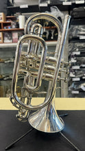 Load image into Gallery viewer, BESSON BE927 CORNET IN SILVER PLATE - USED [Cond:Cornet 1]